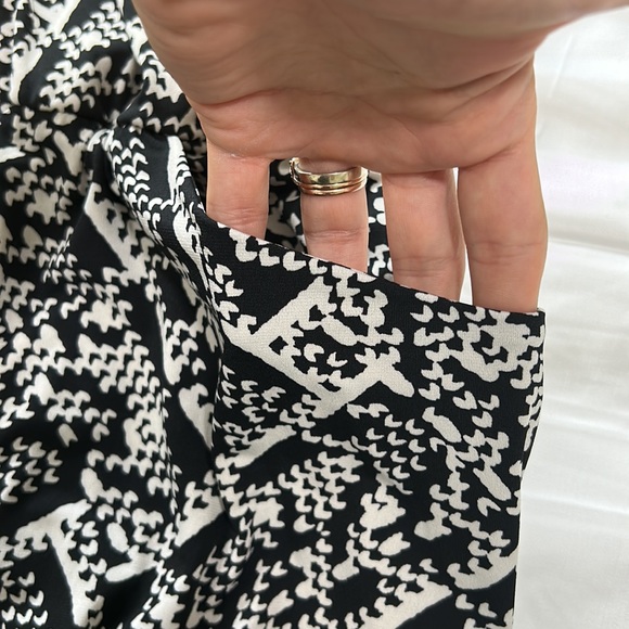 Black and white jumpsuit - Picture 3 of 4